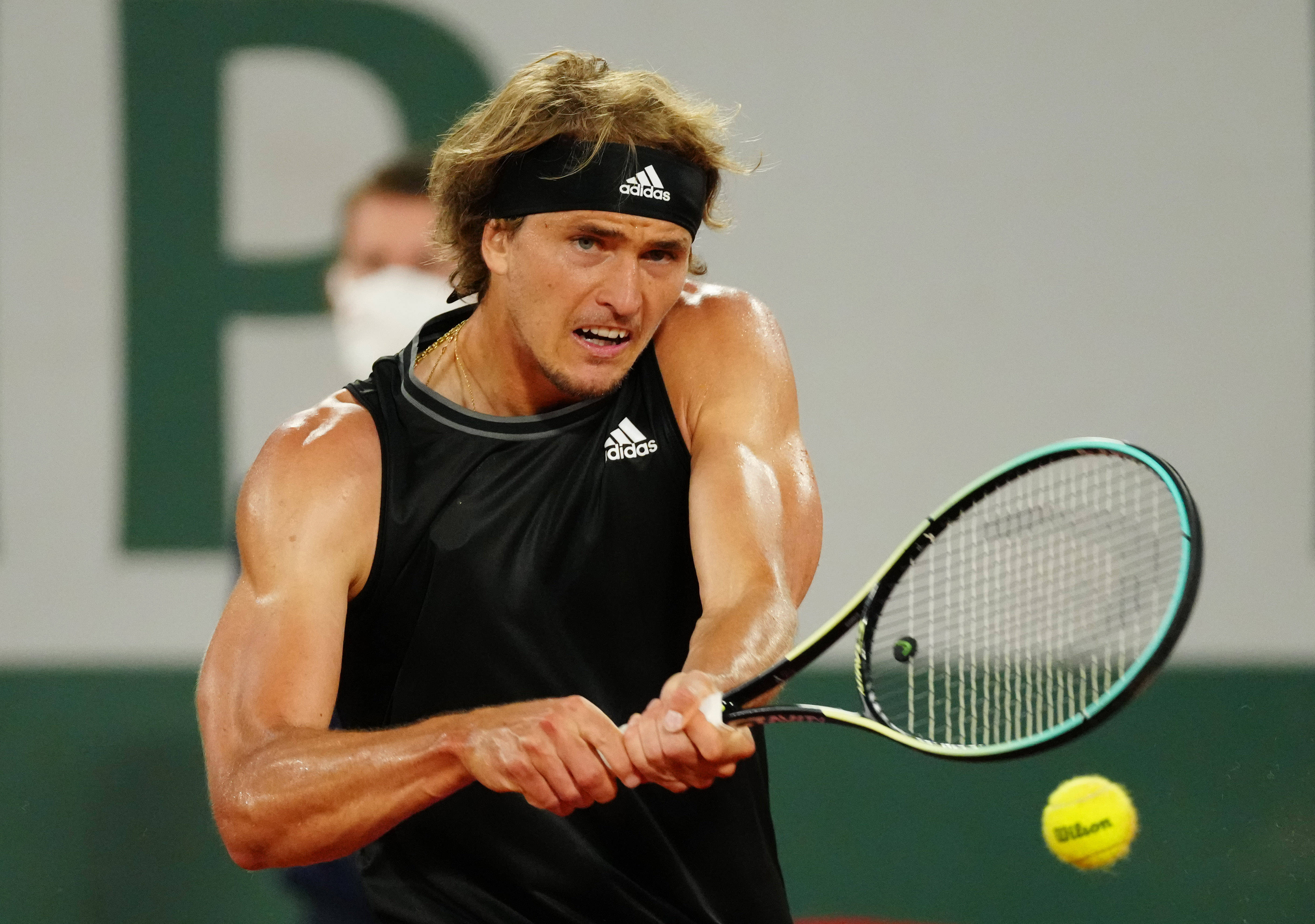 法国网球队爆冷日本网球队，兹维列夫打破历史纪录