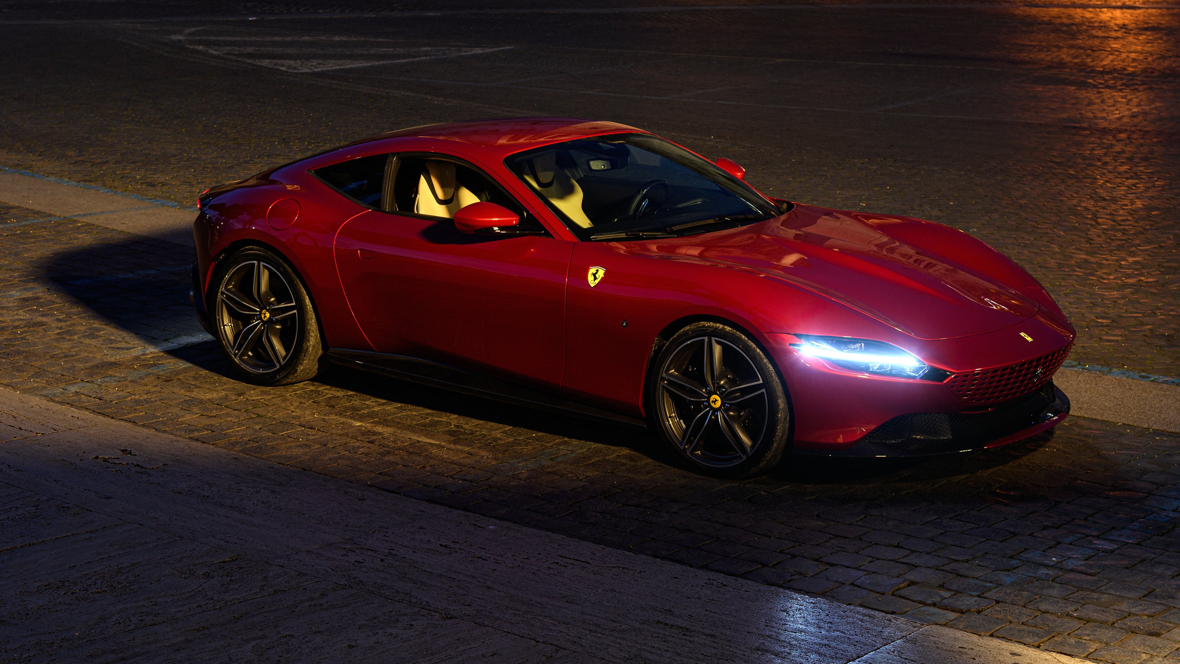 足坛魔幻之夜，凯恩战神附体破纪录，皇马主场沦陷！墨西哥铁血之师书写伯纳乌惊魂