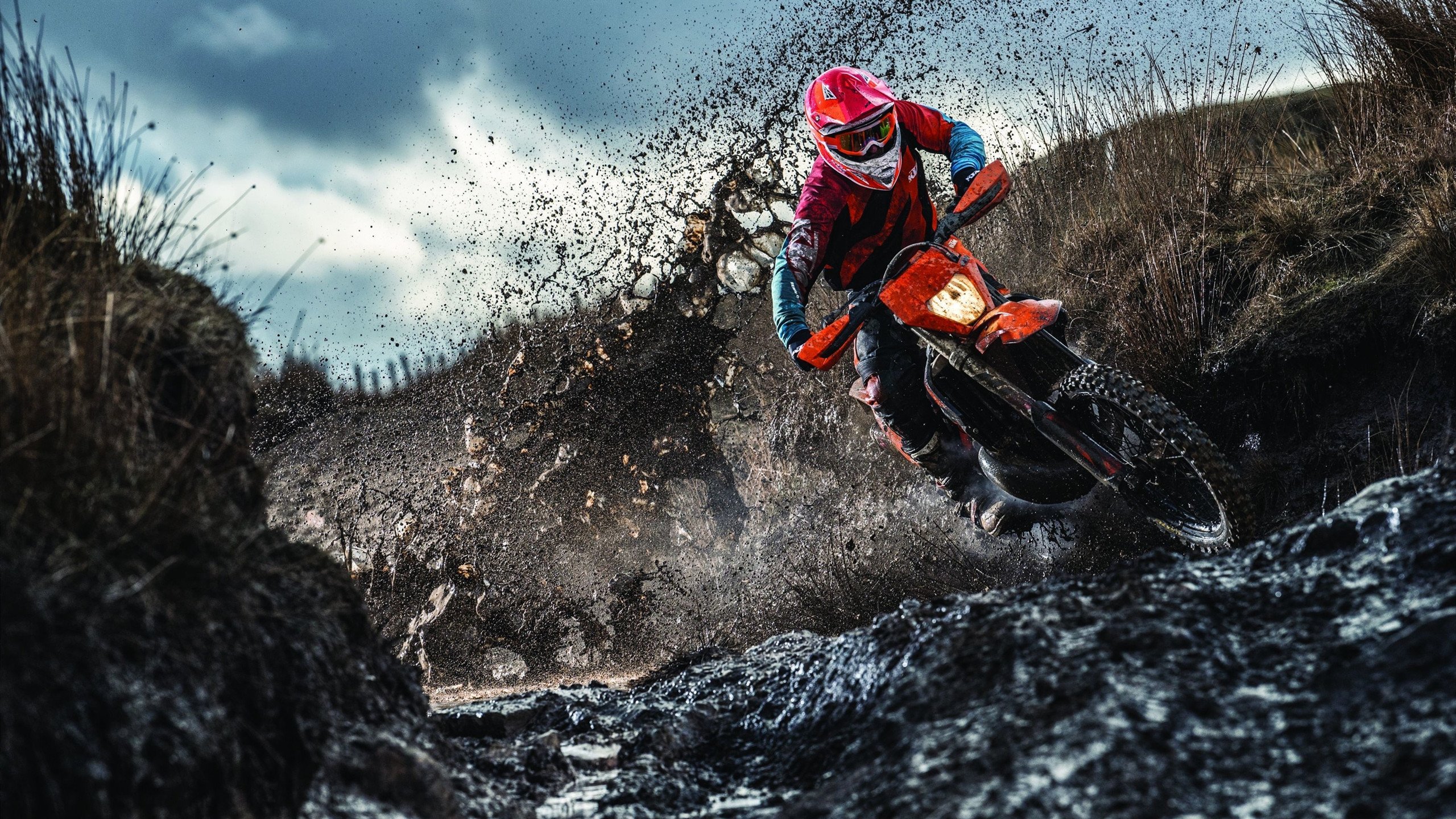 库里末节封神！勇士绝境逆转，广厦豪华防线为何一夜崩盘？