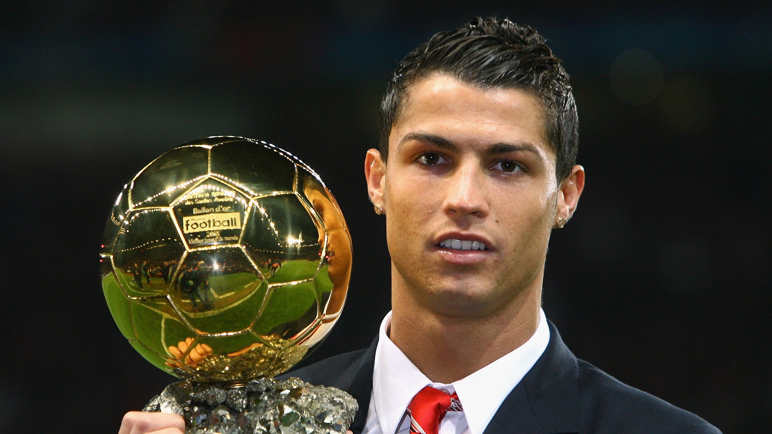 跨界称王,从广东王朝到范弗利特时刻,体育世界的王者逻辑